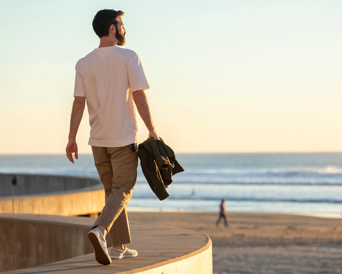 Dillon-Canvas-Slip-On_Men_Feature3
