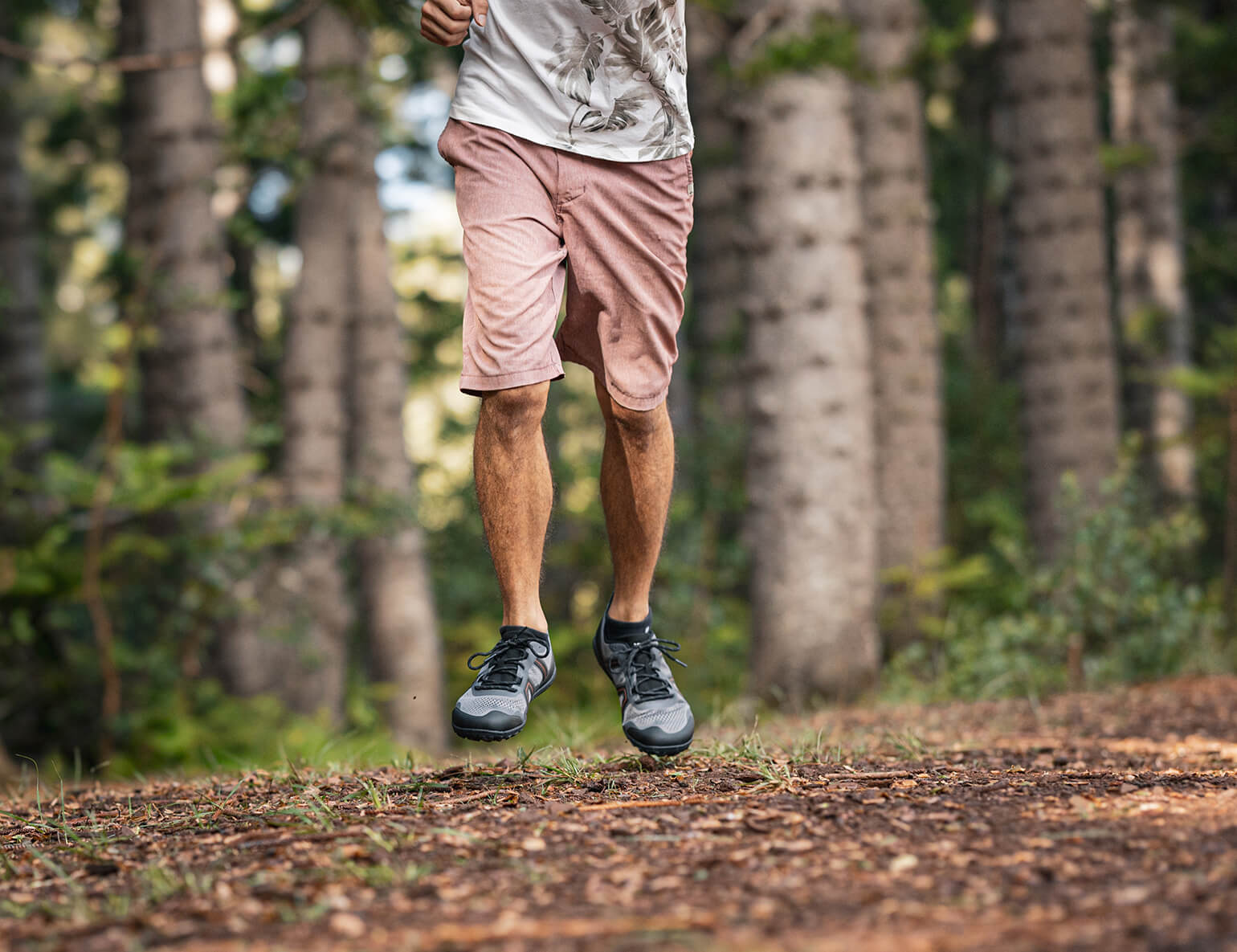 MEM-SGO_Mesa-Trail-II_Steel-Gray-Orange_Hawaii_7485_HR